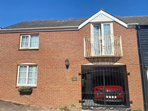 Photo 11- click for photo gallery